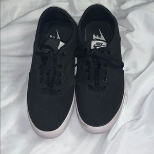 Nike Canvas Shoes